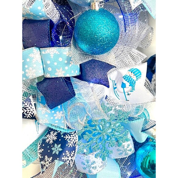 XL Handmade Christmas Holiday Skiing Snowman Ribbon Prelit Wreath 26 ins LED - Picture 7 of 11